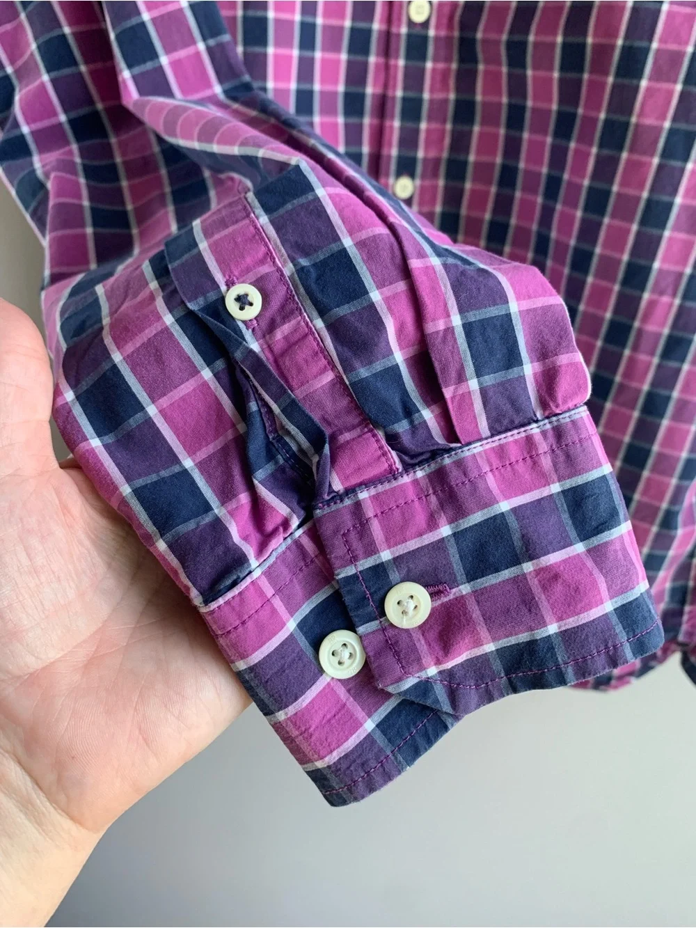 Banana Republic Button Down Shirt Pink Navy Check Soft Cotton EUC Slim Large